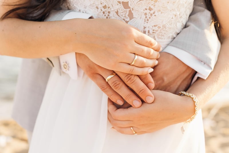 Interstellar Honeymoons